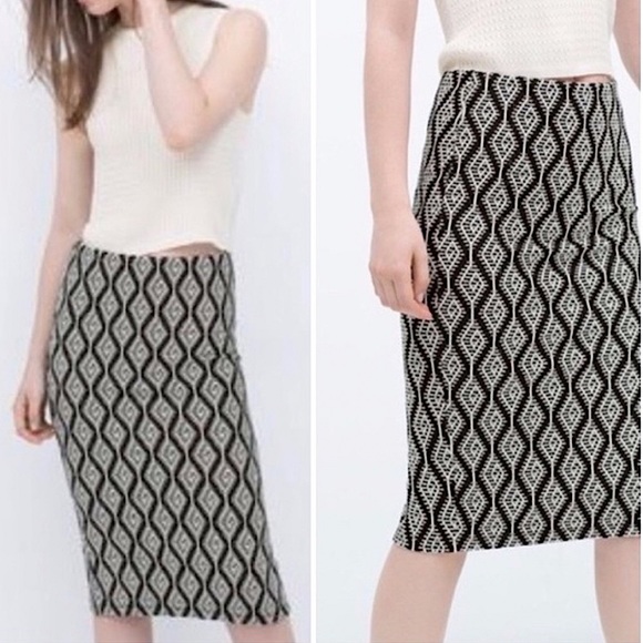 Zara Trafaluc Geo Jacquard Knit Pencil Skirt - Picture 1 of 6